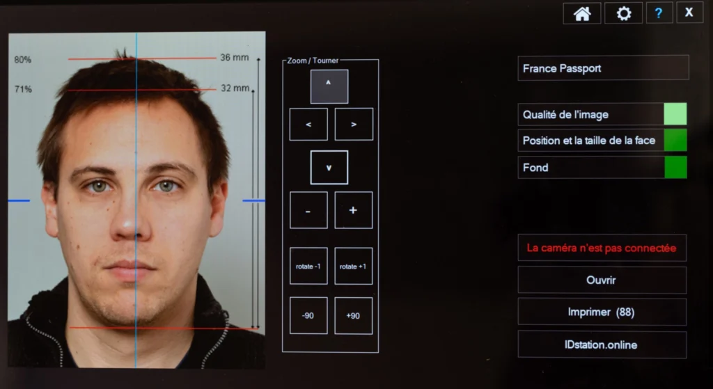 Exemple de visuel montrant le logiciel utilisé par RG Graphisme pour assurer la conformité des photos d’identité avec ANTS et E-photo.